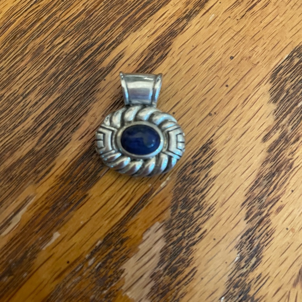Pendant